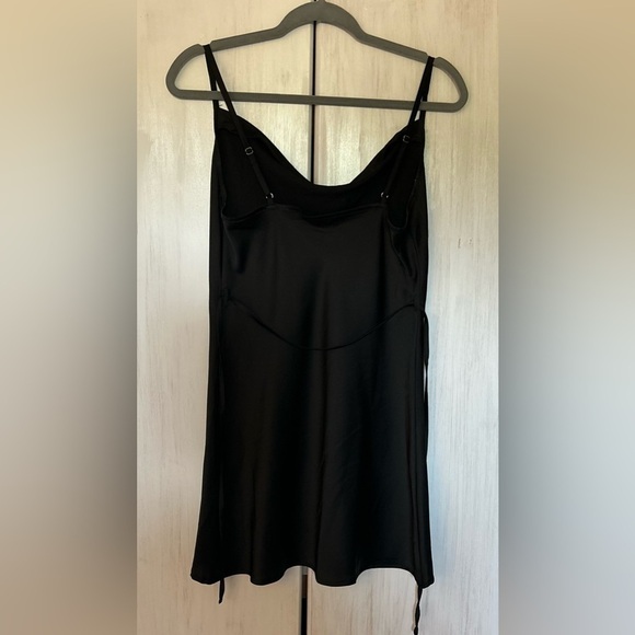 Black Slip Dress Size Small Adjustable Straps EUC 100% Polyester - Picture 3 of 5